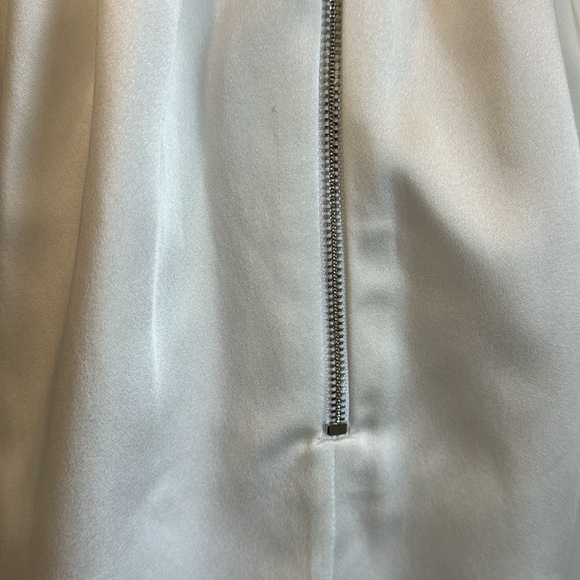 NAZLICEREN Leanne Satin Mini Dress in Lily White Bridal - Picture 10 of 11